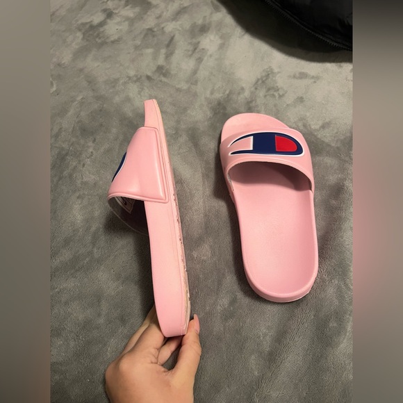Pink Champion slides - Picture 3 of 5